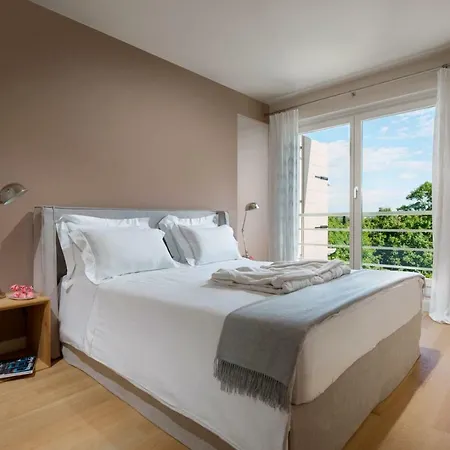Gioia Villa *